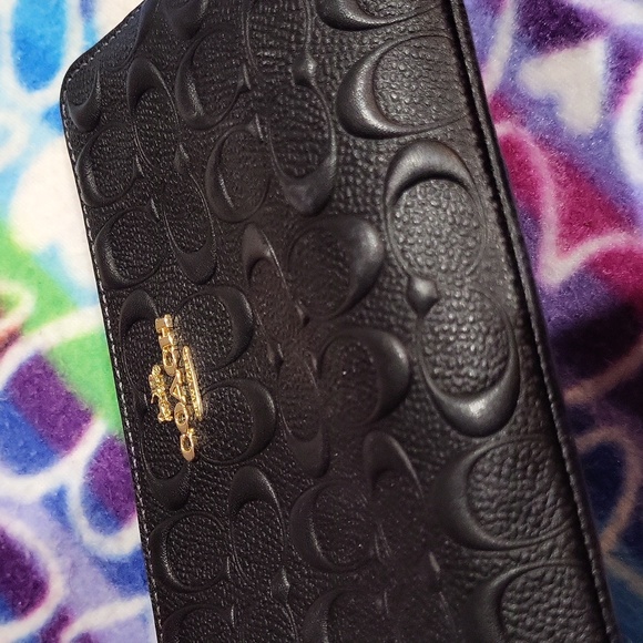 Coach Wristlet ๐ค - Picture 15 of 15